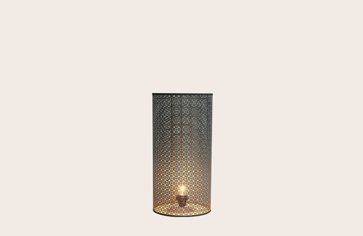 Arabesque Floor Lamp, D22 x H40